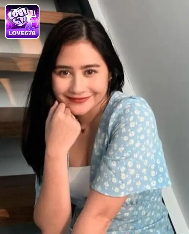 Prilly Latuconsina-togelon